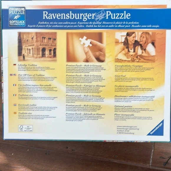 Dr. Seuss The Grinch 300 piece puzzle - Picture 2 of 2